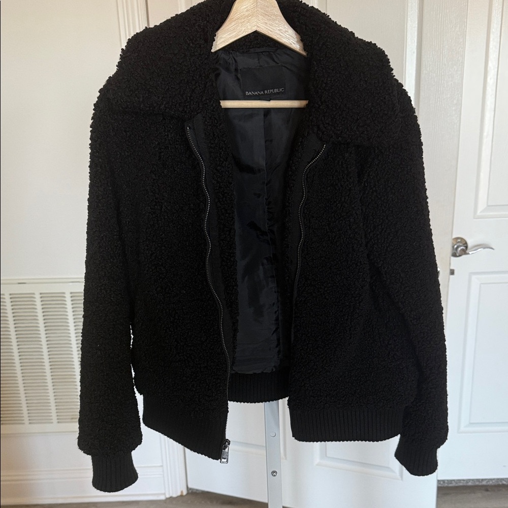 Banana Republic Women's Black Teddy Jacket